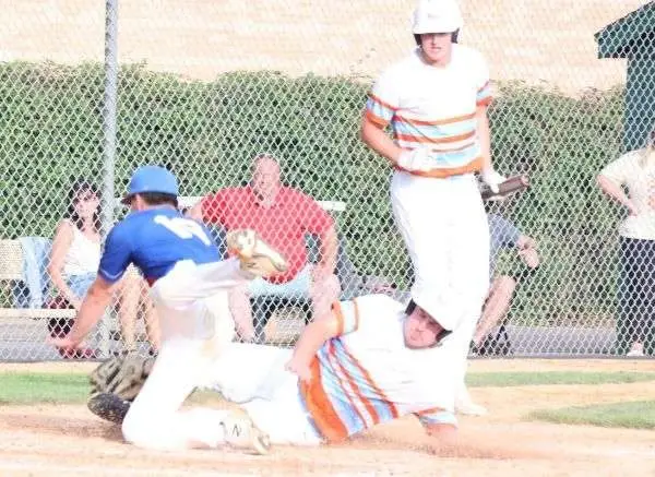 Class B (Belle Plaine): Moorhead Mudcats rally past Baseball 365 in ninth inning